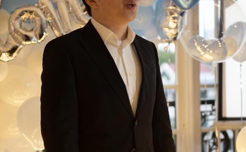 关于铂金钻石戒指_结婚