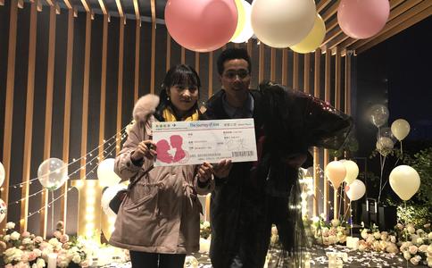 租婚车两百多公里多少钱_婚车