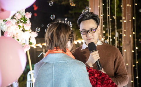 真挚感人的婚礼新郎誓言_结婚誓言