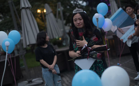 结婚请帖电子版要怎么制作
