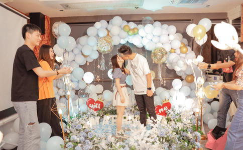 黄金戒指多少钱1克_结婚