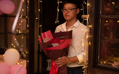 铂金戒指怎么鉴定真假_结婚