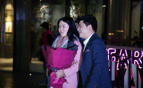 结婚伴手礼必须送么