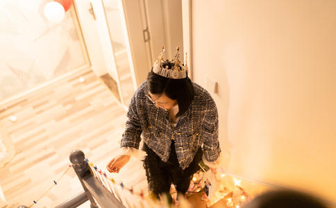 结婚戒指带哪只手_结婚