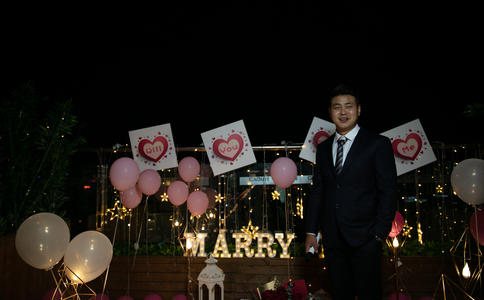 超简单伴娘发型分享