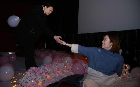 婚礼主持人背景音乐如何选择_婚礼
