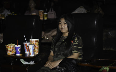 婚礼主持人收入怎么样_婚礼