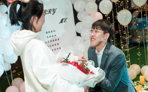 订婚和结婚的区别是什么_订婚