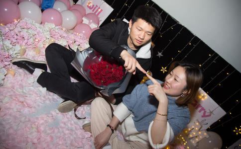 丽江旅拍婚纱照需要多长时间完成_婚纱照