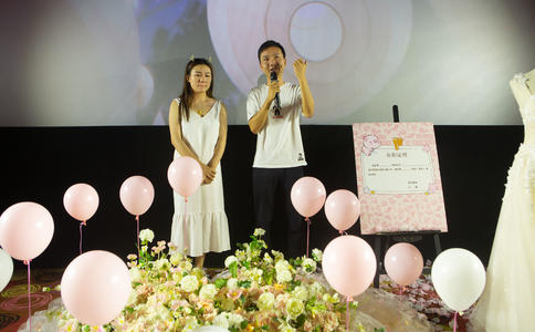2020创意12星座的专属婚纱图片_婚纱