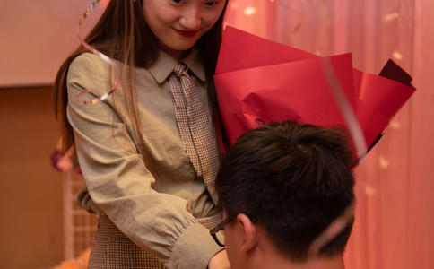 秋季婚纱推荐，秋季有哪些婚纱款式