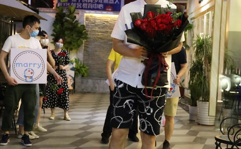 婚庆司仪多少钱