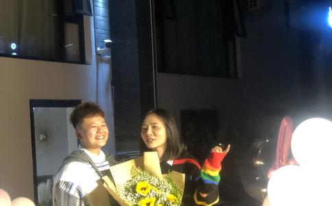 长春丰田霸道婚车价格_婚车