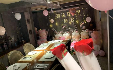 许昌婚车价格_婚车
