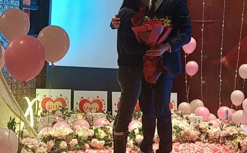 婚礼跟拍技巧之巧用拍摄现场光线_婚礼