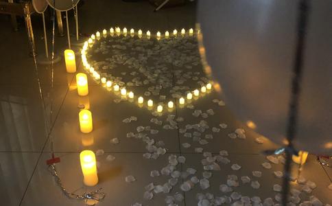 东莞人体艺术摄影展 干露露被现场被求婚
