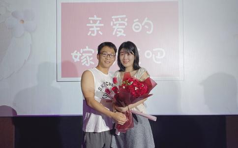 济南租婚车价格表2020_婚车