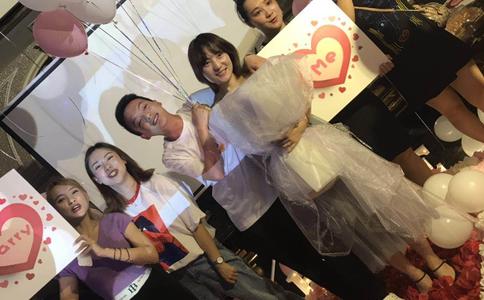 新郎礼服领结搭配需掌握的要领_婚纱礼服