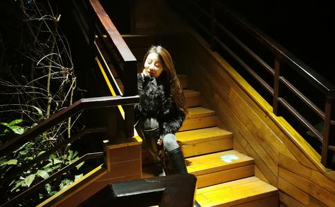 龙凤褂新娘礼服如何选择_婚纱礼服