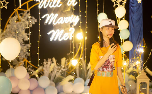 日照奥迪a6婚车多少钱_婚车