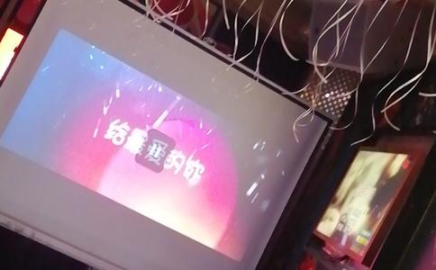 婚礼上的手捧花是不是随便买就可以_新娘