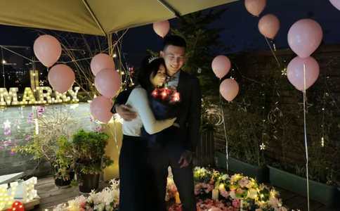 男士金戒指的款式该如何选择_结婚