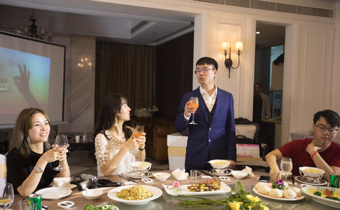黄金戒指婚戒变形了怎么办_结婚