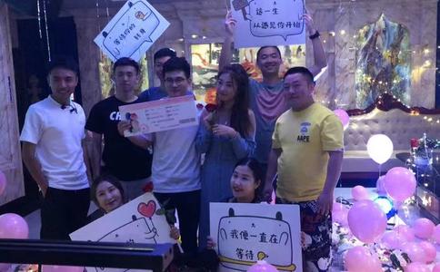 婚礼新郎致辞简单大方要如何做到_新郎