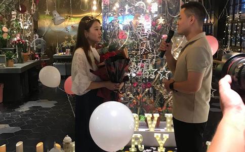 教你怎样挑选男士金戒指款式_结婚