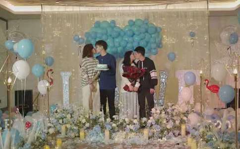 旅拍婚纱照一般多少钱_婚纱照