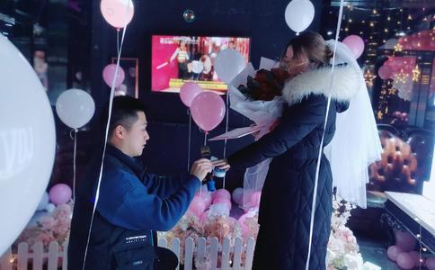 上海婚礼跟拍价格大概是多少_婚礼