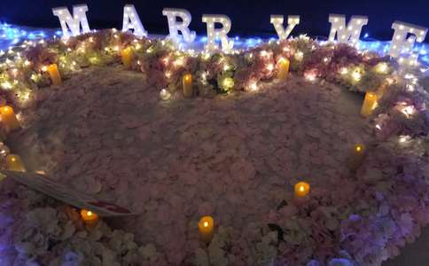秋冬婚纱设计欢乐送_婚纱