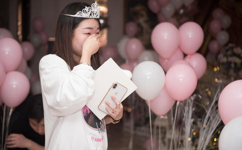 西安浪漫求婚  你并不是为我而生，可我却有幸与你相伴